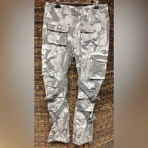 Sample Industries, Men's Camouflage Cargo Pants‎ with straps, Size: Small